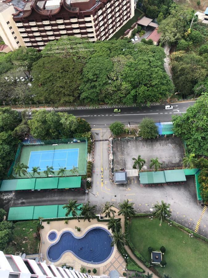 Beach Resort Home Stay Sri Sayang Apartment Batu Ferringhi 2Bedroom ภายนอก รูปภาพ